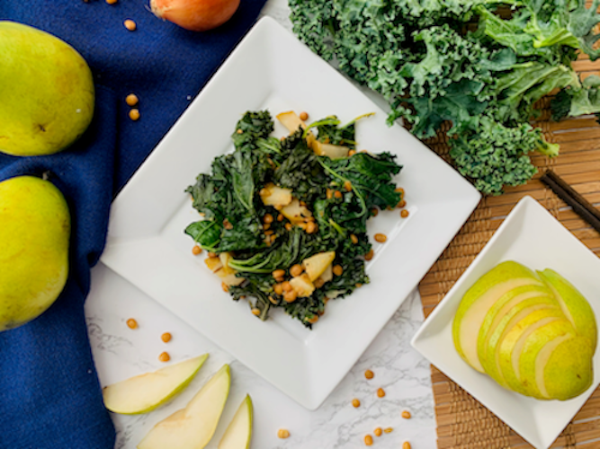 Show the final recipe featuring kale, lentils and pears!